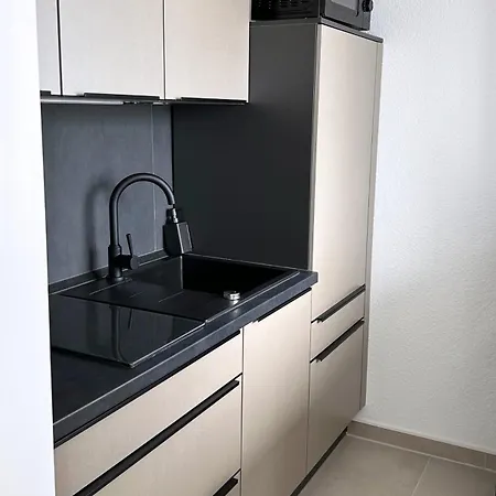 Zentrales View Studio-apartment *